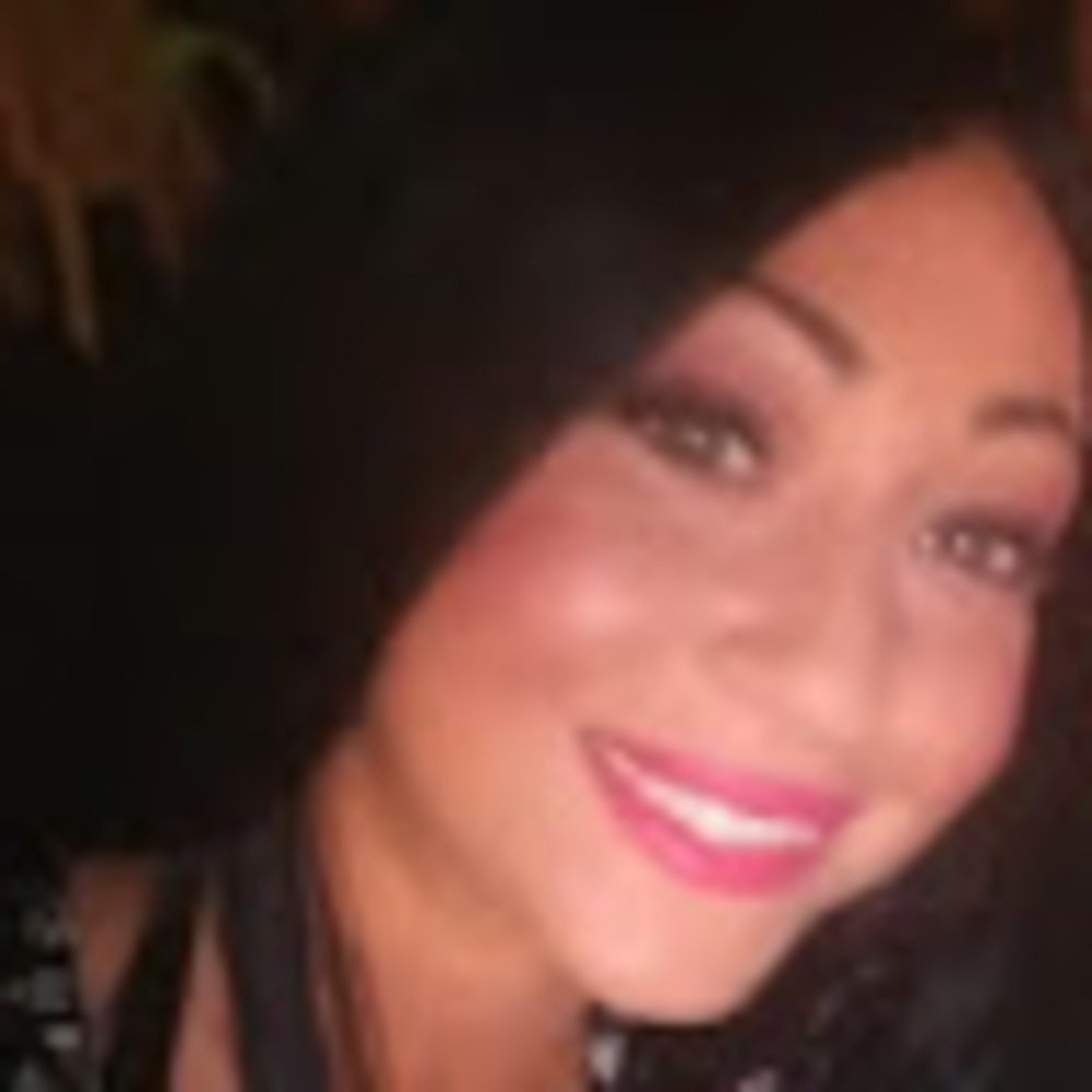 Meet your Posher, Alexia